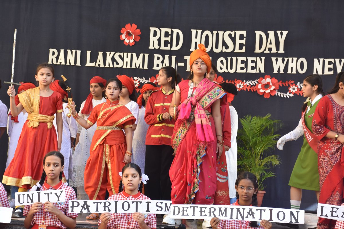 RED HOUSE DAY - SEP 2026